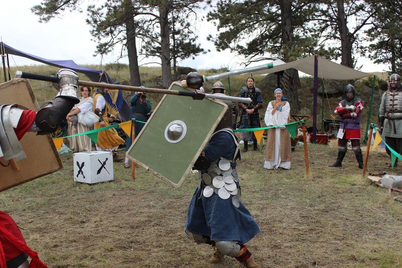 File:Gilbertus fighting at Jotun.jpg