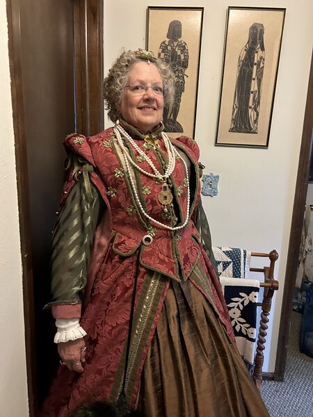 File:MorleyRoseGown.jpeg