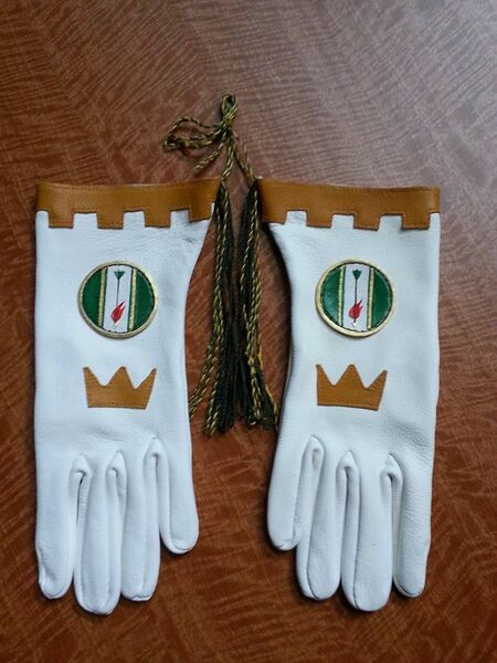 File:Kingglove1.jpg